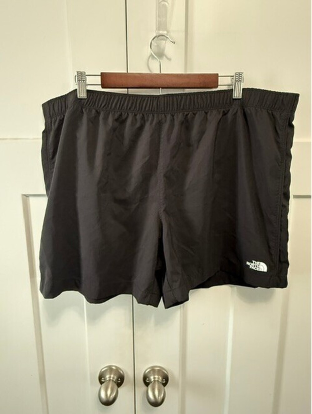 The North Face Men's shorts running black size 2XL